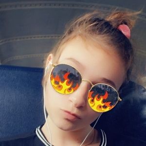 Meet your Posher, Francesca